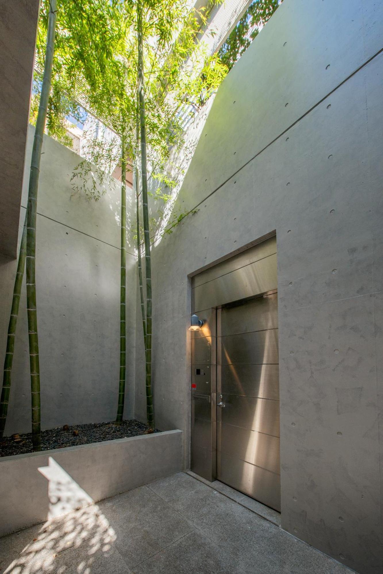 Azabu Modern House The Tokyo Tower Can Be Seen From The Villa 500M2 מראה חיצוני תמונה